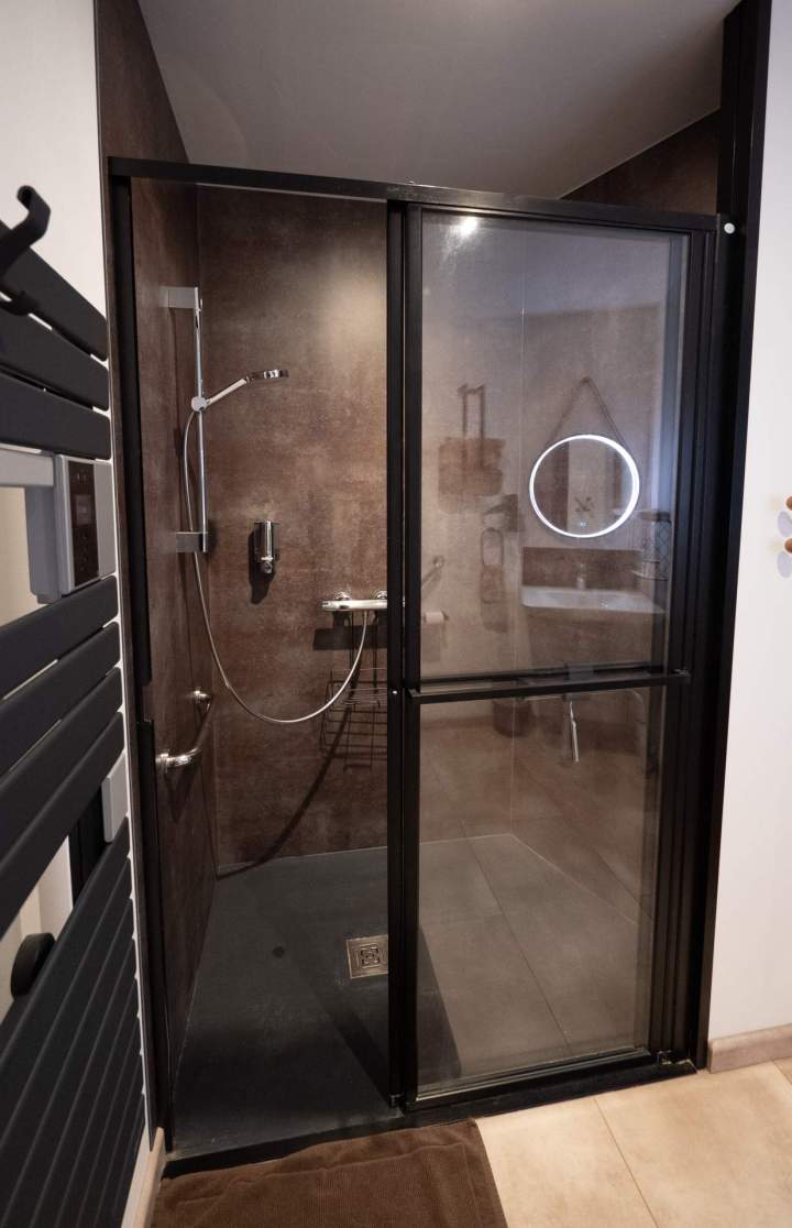 Agencement de salle de bain pour PMR Pont-Audemer